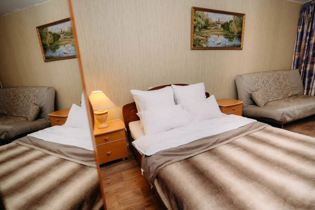 Фотография квартиры Апартаменты 2-к на площади Победы