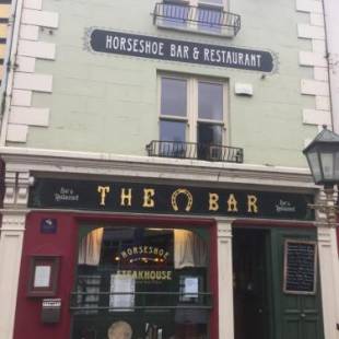 Фотографии мини отеля 
            Behan's Horseshoe Bar & Restaurant