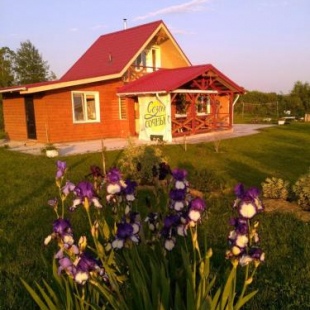 Фотография гостевого дома Дом у озера Хит сезона