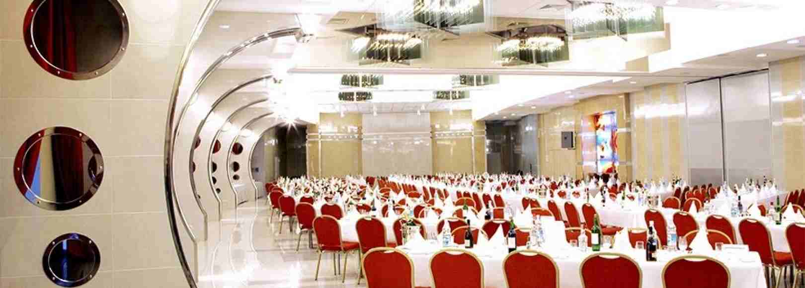 Фотография банкетного зала Вечерний Космос