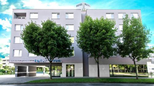 Фотография гостиницы Hotel Jarun