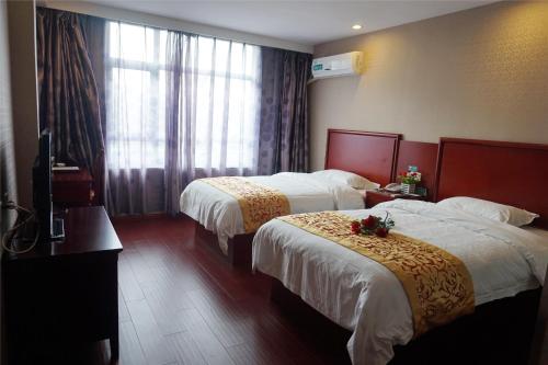 Фотография гостиницы GreenTree Inn Huangshan TangKou Beauty Spot South Gate Transfer Center Business Hotel