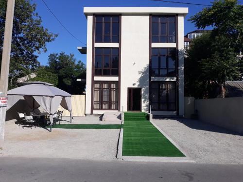 Фотография базы отдыха Moon Hotel