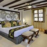 Фотография гостиницы Hotel Dorado Plaza Calle del Arsenal