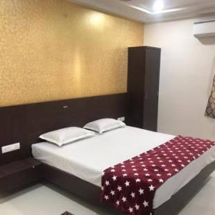 Фотографии мини отеля
SRI KRISHNA RESIDENCY