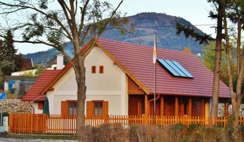 Фотографии хостела
Bak Vendéglő faházak