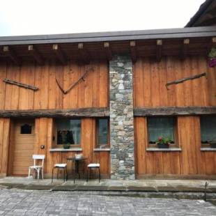 Фотографии гостевого дома
La Corbeille