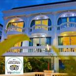 Фотография гостиницы East Suites