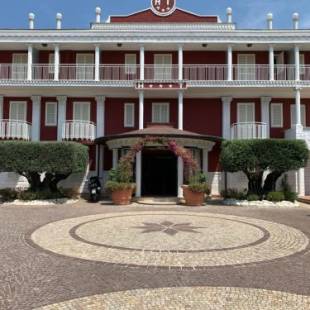 Фотографии гостиницы
hotel tiffany