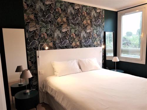 Фотография гостиницы Brit Hotel Marseille Aéroport - A&S