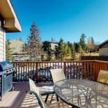 Фотография гостевого дома Running Bear Lodge