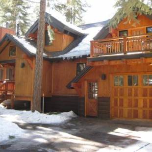 Фотографии гостевого дома 
            824 Beaver Pond