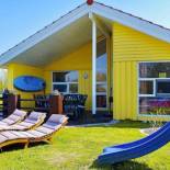 Фотография гостевого дома Four-Bedroom Holiday home in Otterndorf 4