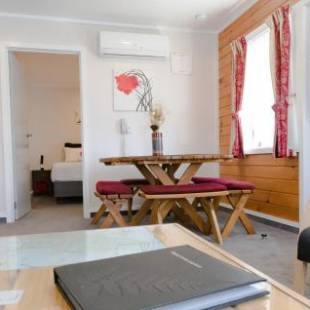 Фотографии мотеля
Tudor Park Motel