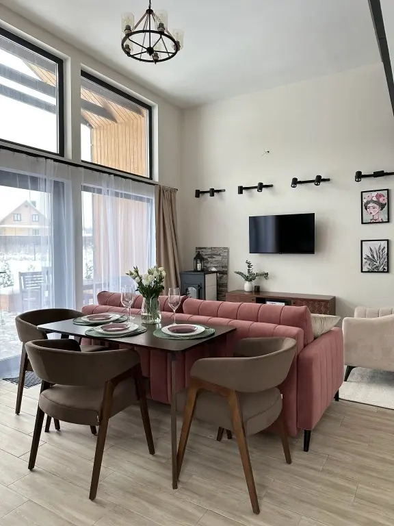 Фотография Коттеджа Частный Дом Барнхаус №3 с дровяной баней и горячим чаном на 7 человек