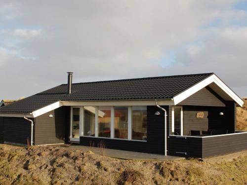 Фотография гостевого дома Holiday home Fanø XCV