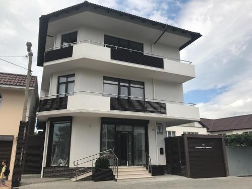 Фотография гостевого дома Вилла Декор