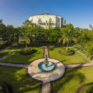 Фотографии гостиницы
The Lorian Club