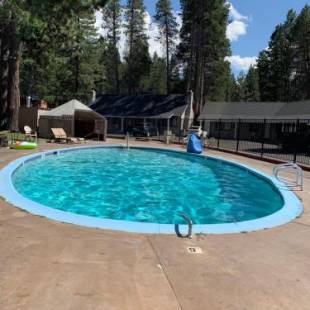 Фотографии мотеля
Tahoe Hacienda Inn