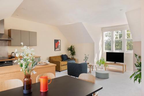 Фотография апарт отеля Cove West India House