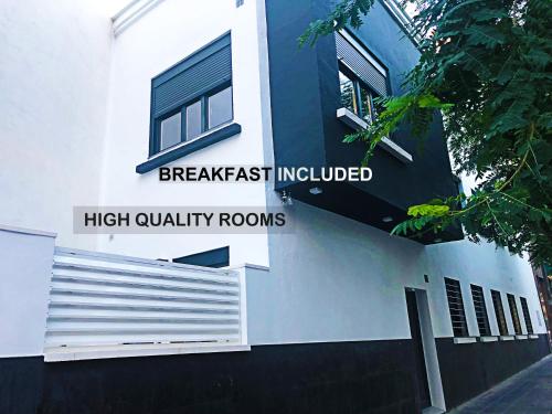 Фотография мини отеля B & BUTIK Almeria Centro