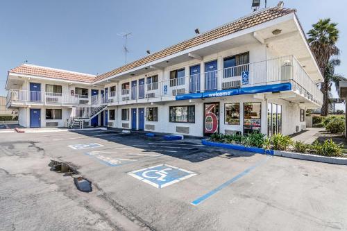 Фотография гостиницы Motel 6-Modesto, CA