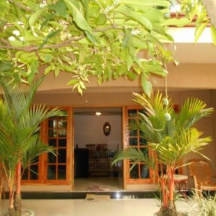 Фотография мини отеля House Of Esanya