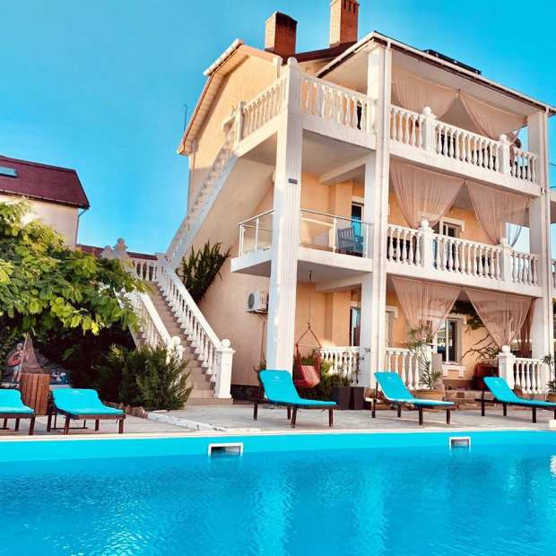 Фотографии гостевого дома
Морская Феерия