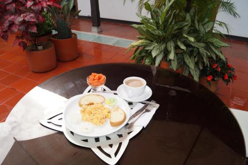 Фотография гостиницы Hostal Colonial Andino