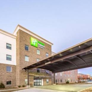 Фотографии гостиницы
Holiday Inn Express Shawnee, an IHG Hotel