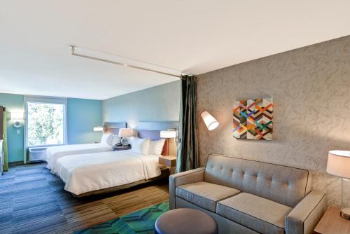 Фотография гостиницы Home2 Suites By Hilton Tampa USF Near Busch Gardens