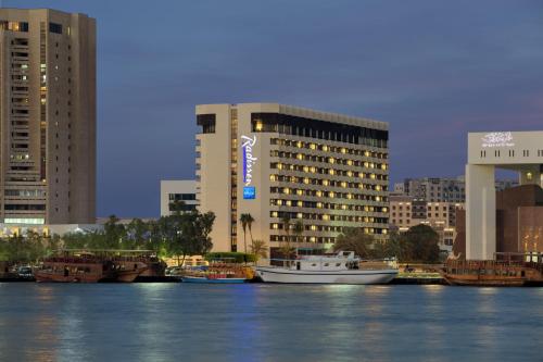 Фотография гостиницы Radisson Blu Hotel, Dubai Deira Creek