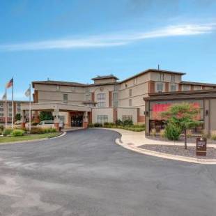 Фотографии гостиницы 
            DoubleTree by Hilton Bloomington