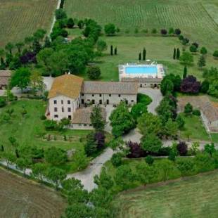 Фотографии базы отдыха
Fattoria Agriturismo Nerbona