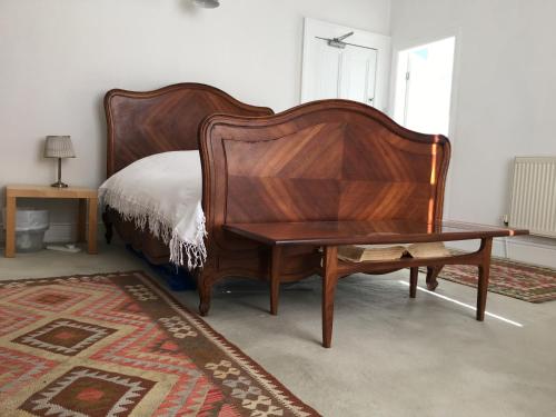 Фотографии мини отеля 
            Square Tree House