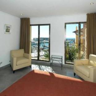 Фотографии гостевого дома 
            Mirabeau - Maison d’Hôtes