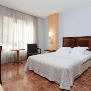 Фотографии гостиницы 
            Hotel Don Curro