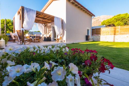 Фотография гостевого дома Stavros Beach Garden Villa