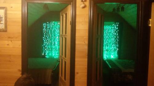 Фотографии гостевого дома
Домик у дороги на Покровской.