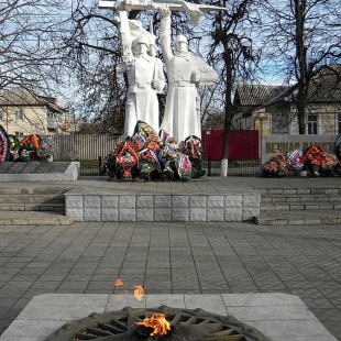 Фотография достопримечательности Мемориал павшим в Великую Отечественную и Гражданскую войны
