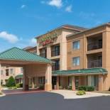 Фотография гостиницы Courtyard Bowling Green Convention Center