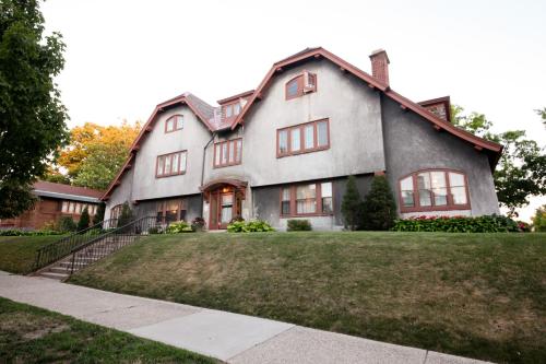 Фотография мини отеля Leonard at Logan House