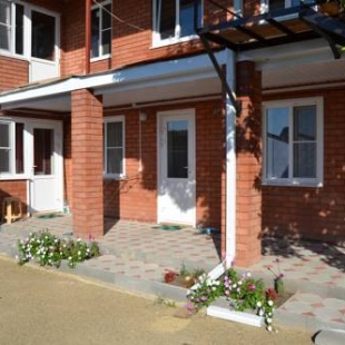 Фотография гостевого дома Лето