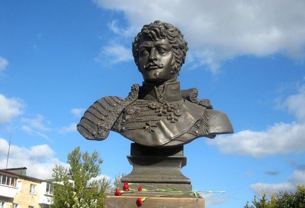 Фотография памятника Бюст генерал-лейтенанта А.Н. Сеславина