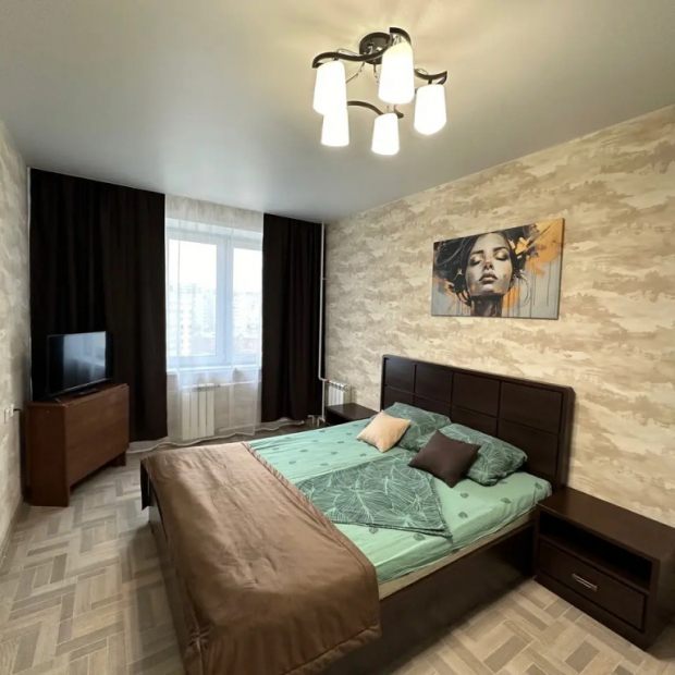 Фотографии квартиры 
            Трехкомнатные апартаменты в центре на  Неделина 12