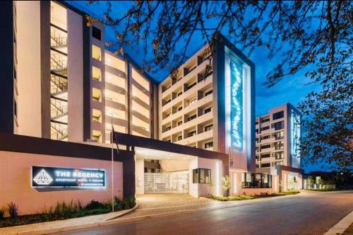 Фотографии апарт отеля
The Regency Hotel Apartment