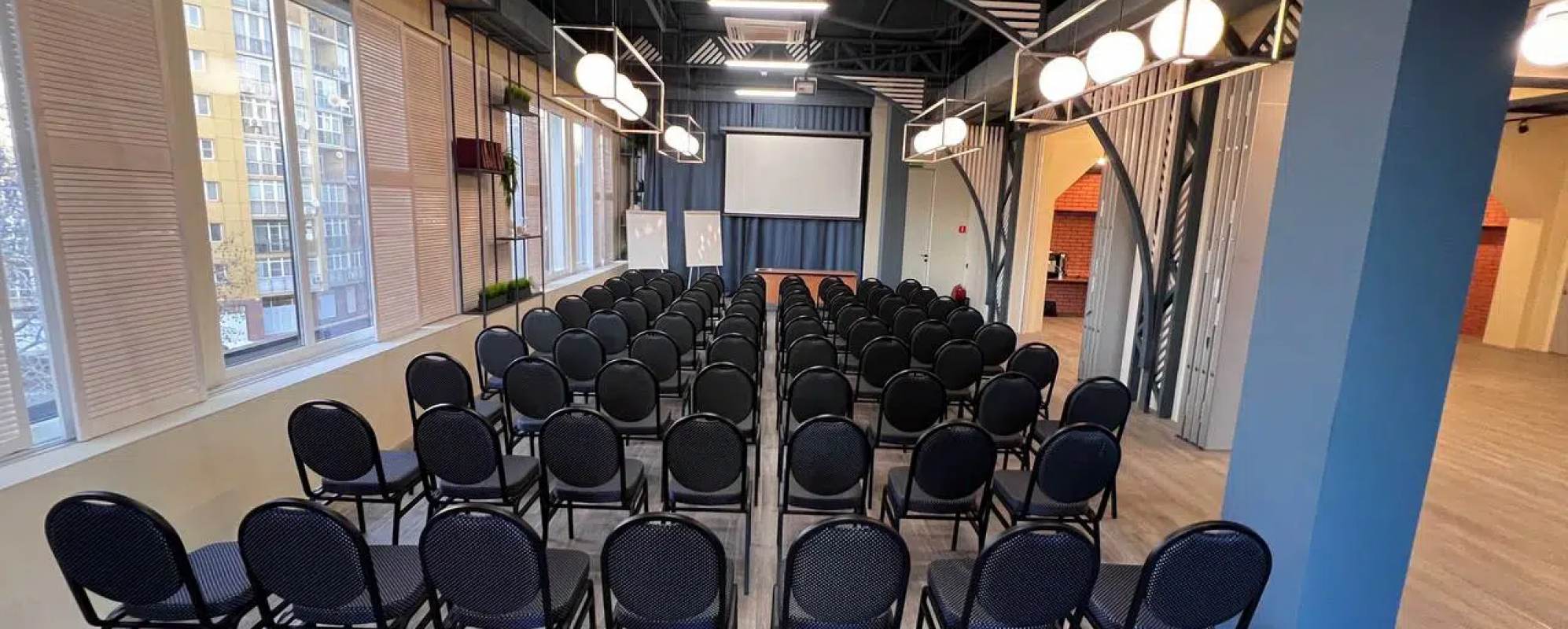 Фотографии конференц-зала Портобелло Сочи