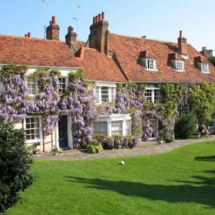 Фотографии мини отеля 
            Rothmans B&B