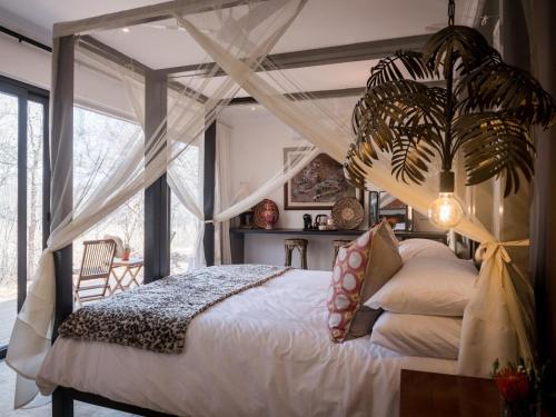 Фотография гостиницы Safari Moon Luxury Bush Lodge