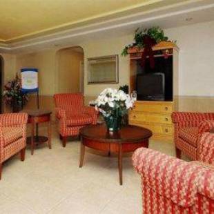 Фотографии гостиницы 
            Americas Best Value Inn Manteca